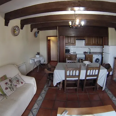 Pilar Casa Rural بيت ضيافة تروخيو