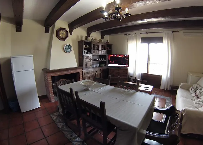 Pilar Casa Rural Трухильо